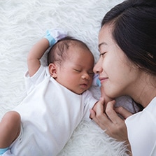 Mum and baby bonding after delivery