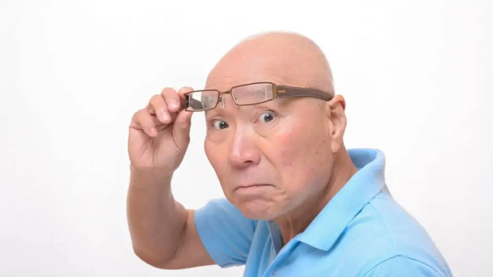 眼皮下垂或是糖尿病迹象