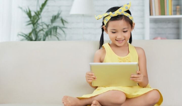 The ubiquitous presence of digital devices has led to a dramatic increase in screen time for children. 