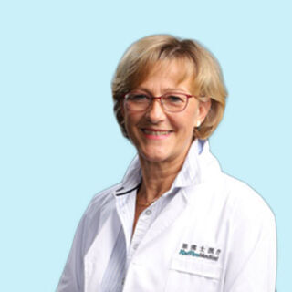 Anne-Kulich Anne-Kulich