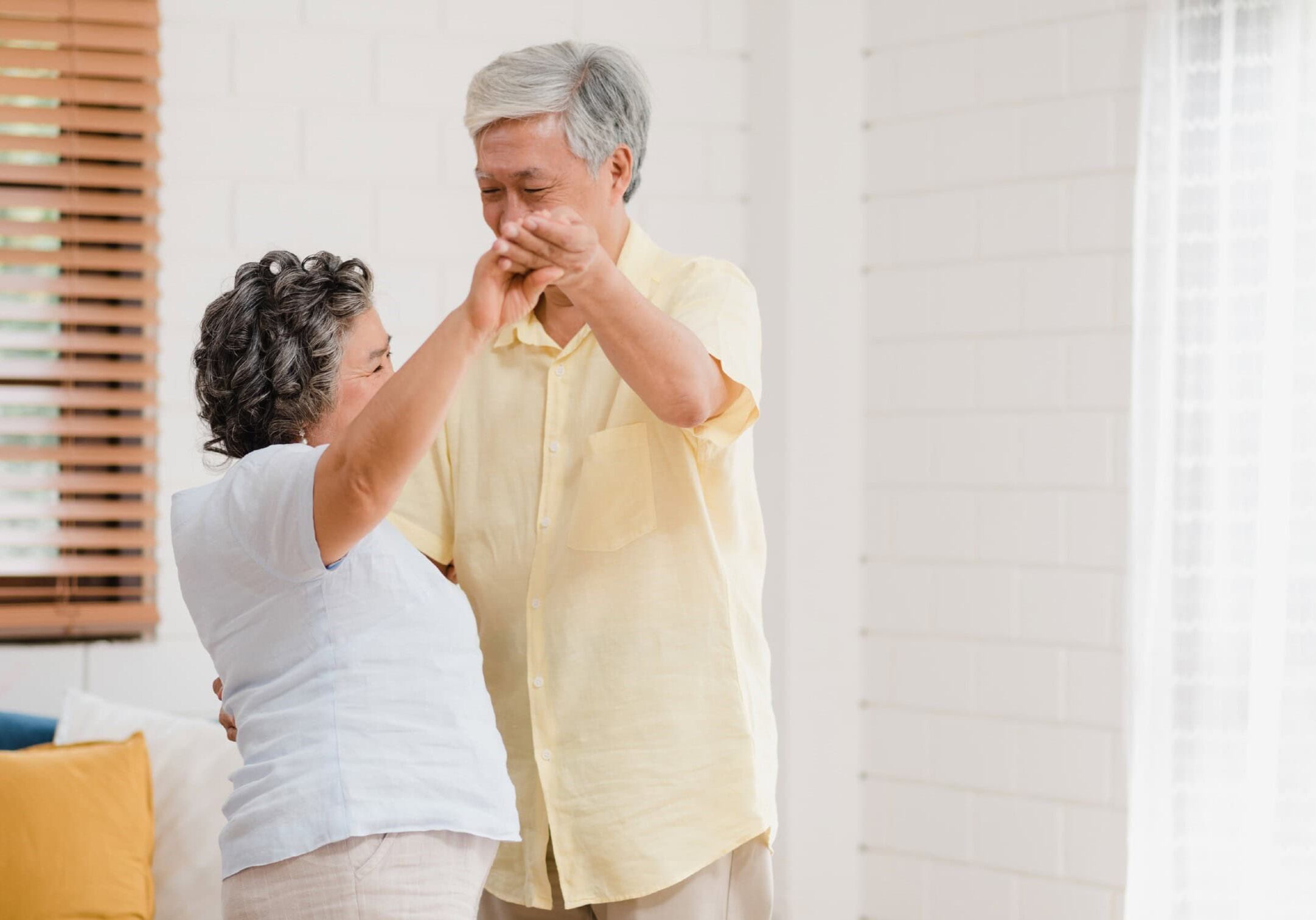 Practical tips and guide for everyday changes that can improve life with an Alzheimer’s patient